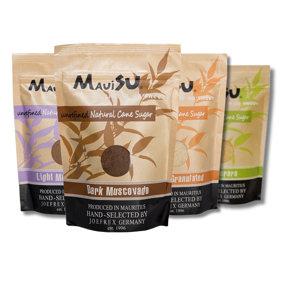 MauiSu Zucker Packshot alle vier Sorten: Light Muscovado, Dark Muscovado, Golden Granulated und Demerara