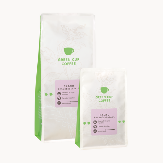 Packshot Kaffee Calmo Entkoffeiniert Green Cup Coffee 1kg und 250g Packungen